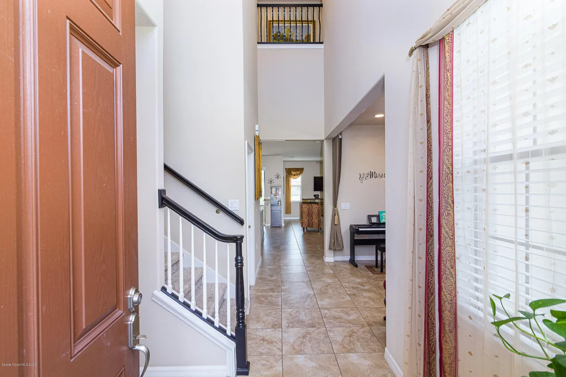 Photo of 2890 Casterton Drive