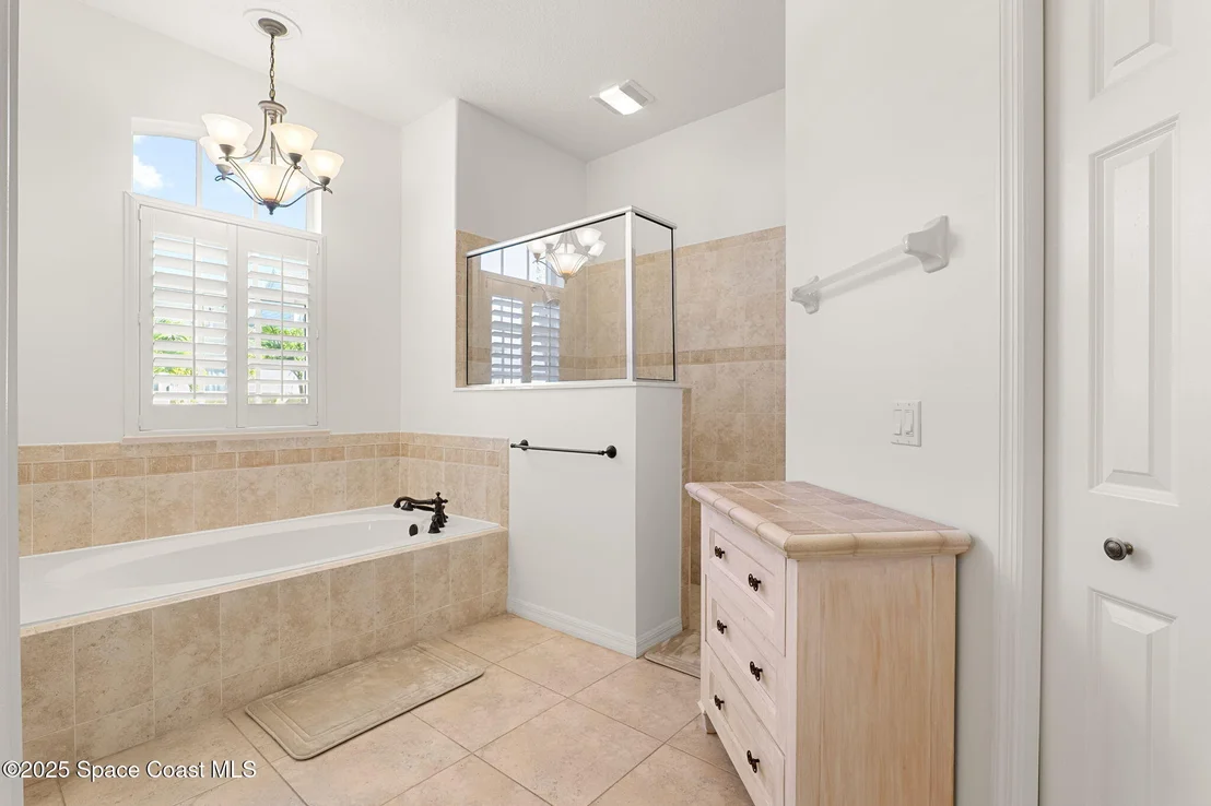 Photo of 379 Pentland Drive