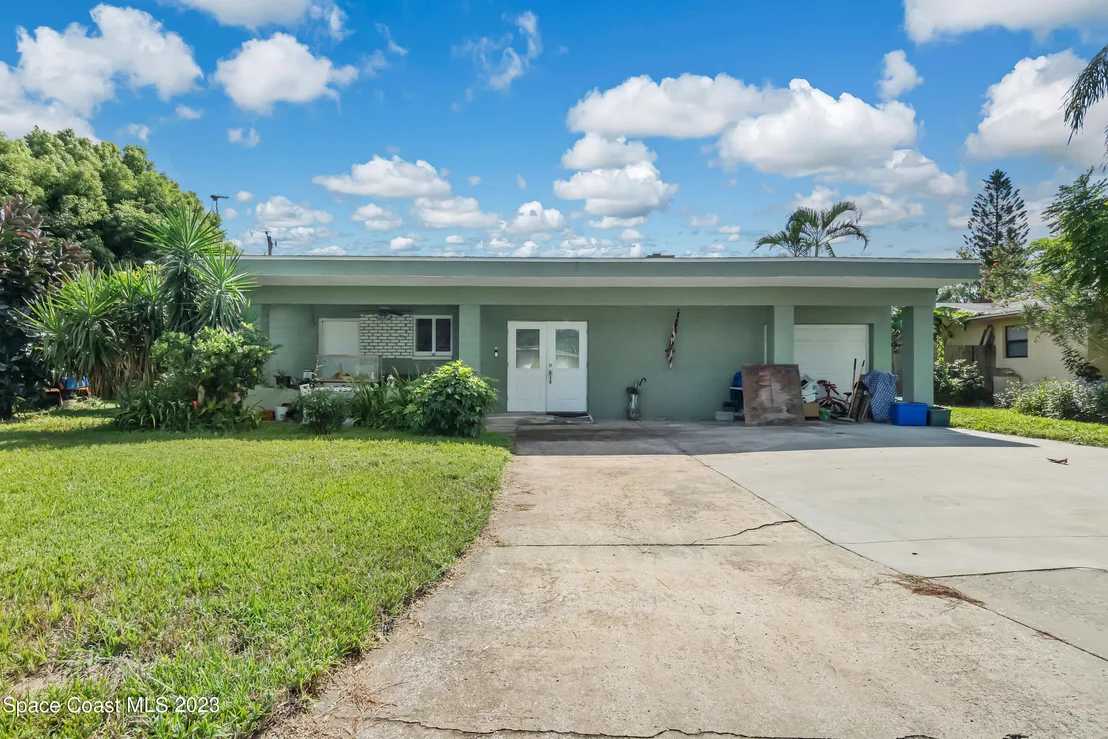 Photo of 1205 Princeton Road