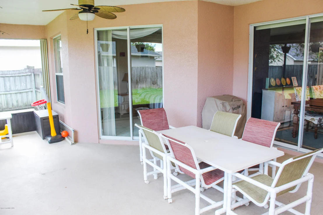 Photo of 5959 Newbury Circle