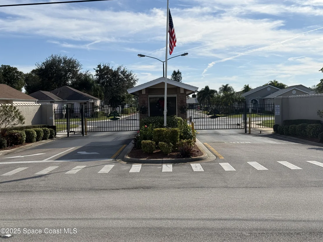 Photo of 1032 S Fork Circle