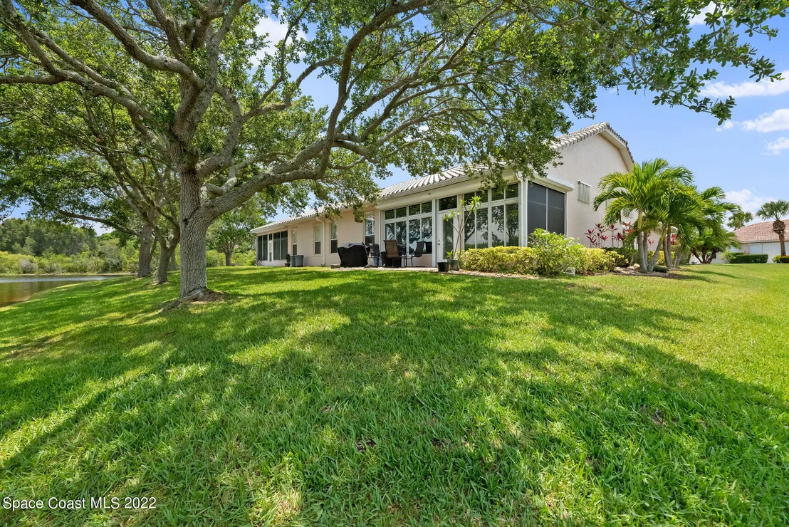 Photo of 557 Willis Way