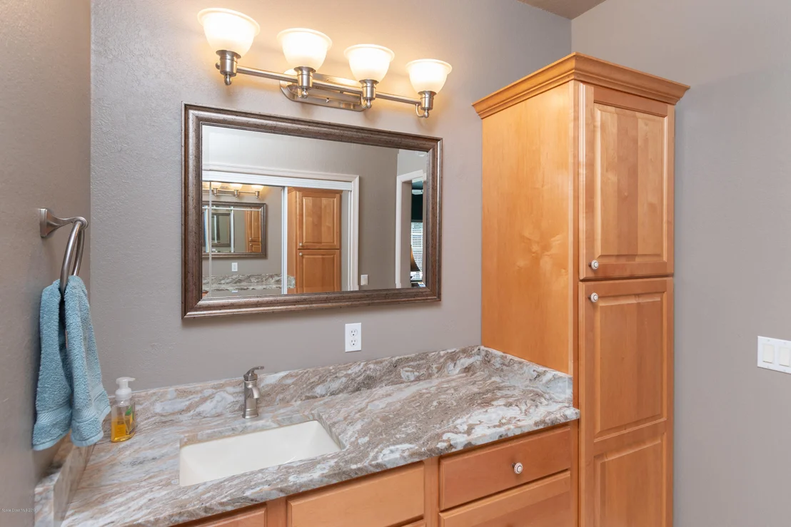 Photo of 6940 Hacienda Drive