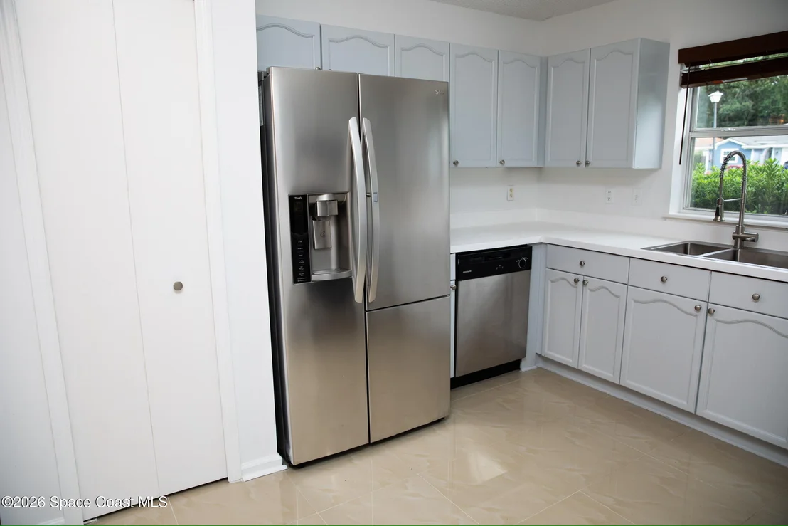 Photo of 1122 Hidden Cove Circle N