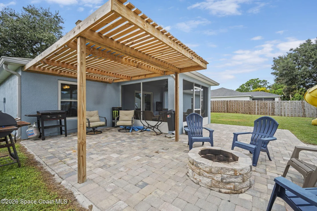 Photo of 7215 Achilles Road