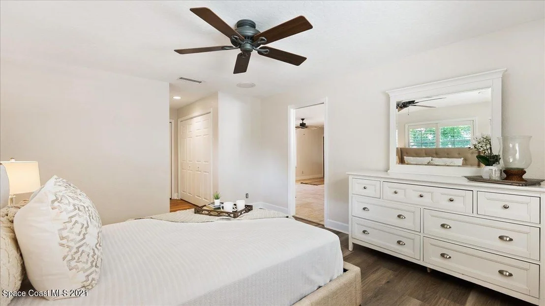 Photo of 528 Solitaire Palm Drive