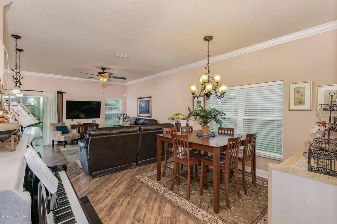 Photo of 4863 Borealis Court W