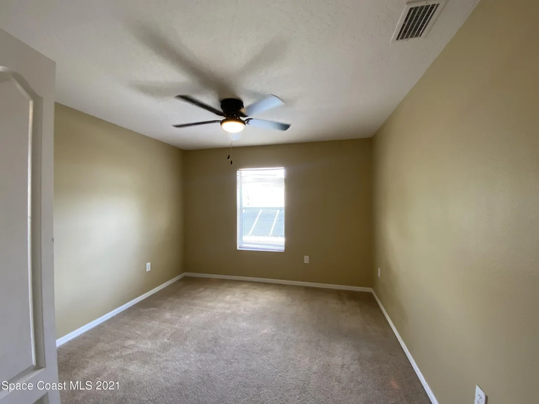 Photo of 300 Cavern Ave Avenue SE