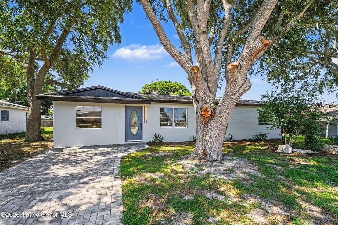Photo of 2536 Post Road