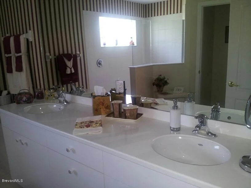 Photo of 1370 Indian Oaks Drive