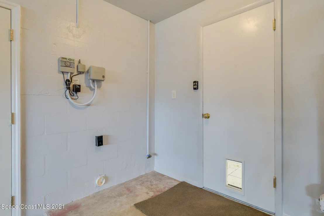 Photo of 910 Jefferson Road