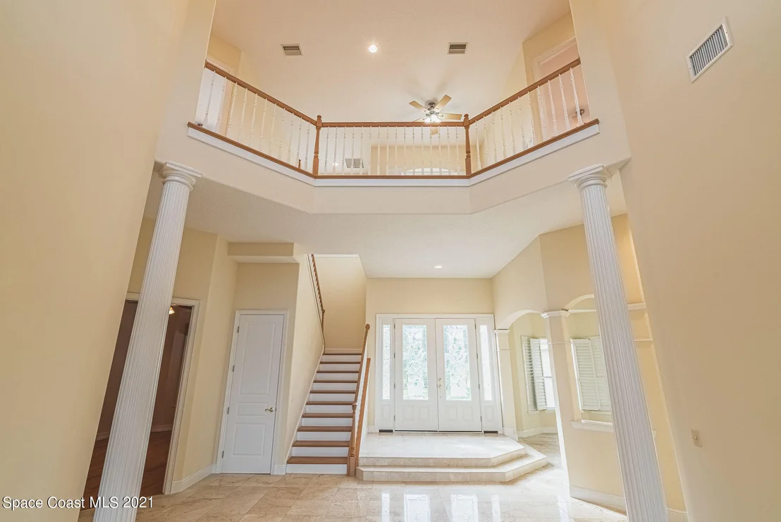 Photo of 8181 Compton Way