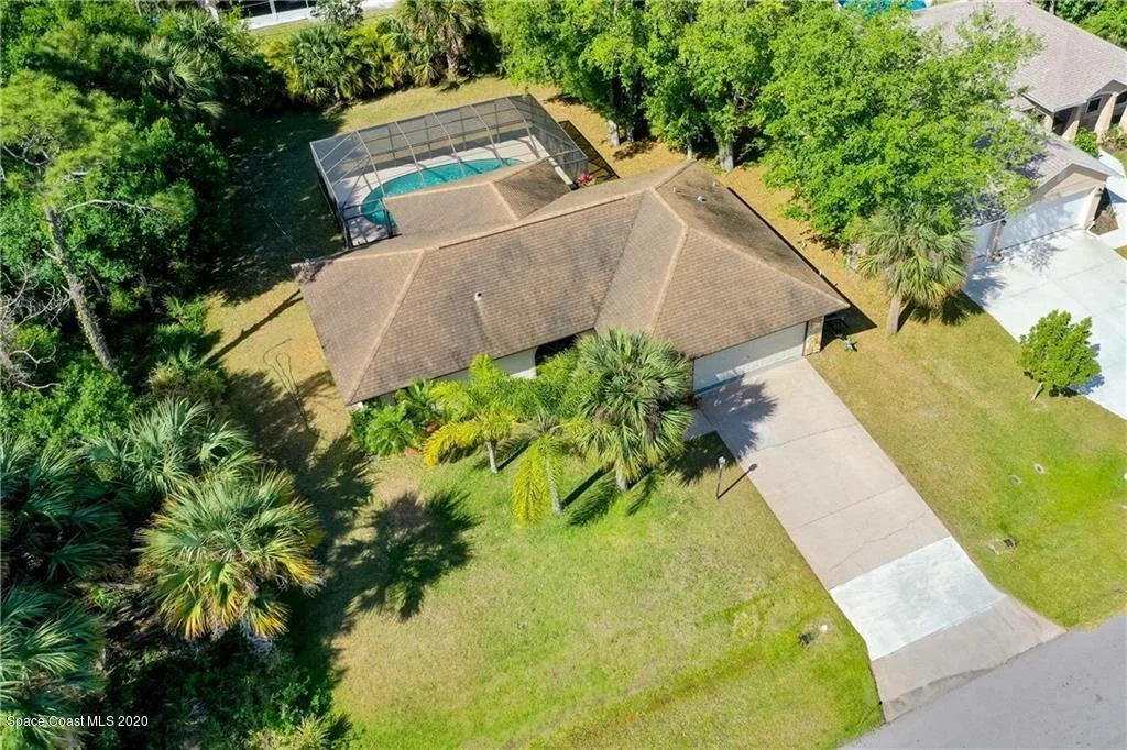 Photo of 1533 Polynesian Lane