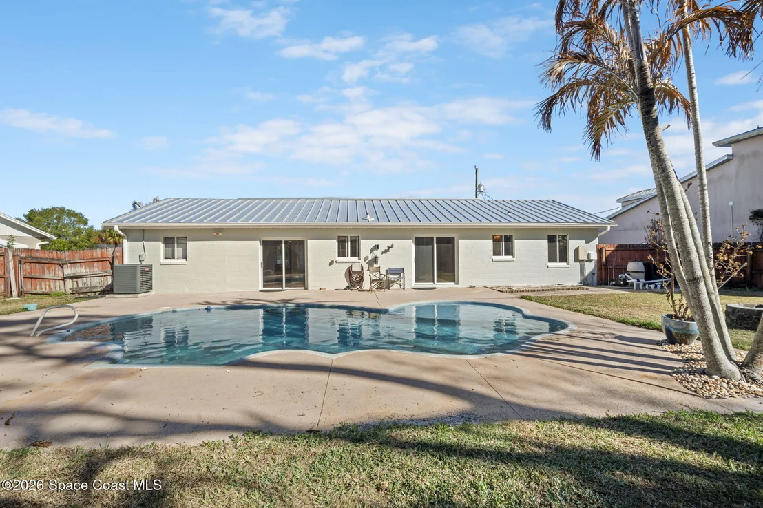 Photo of 736 Ballard Drive