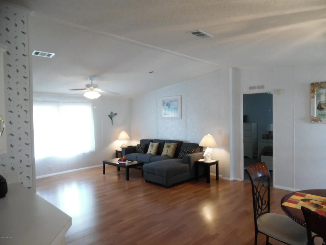 Photo of 7555 Blackhawk Road