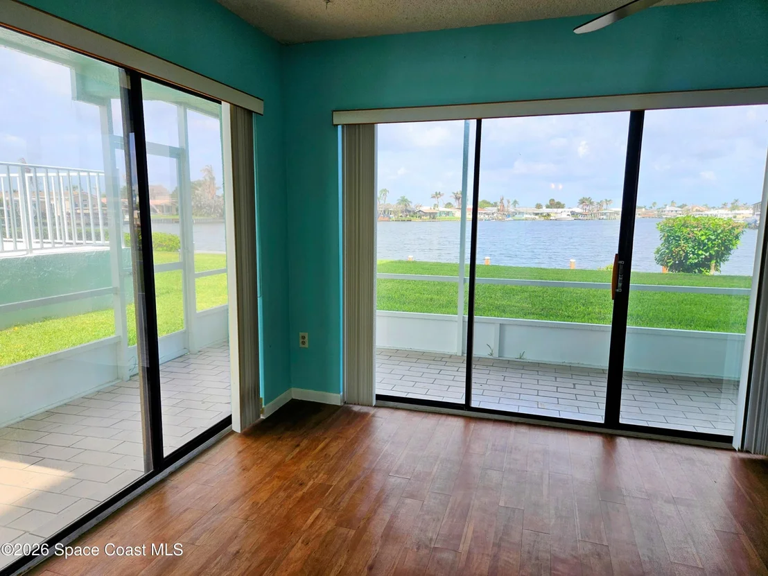 Photo of Unit 2101 at 1750 Commodore Boulevard