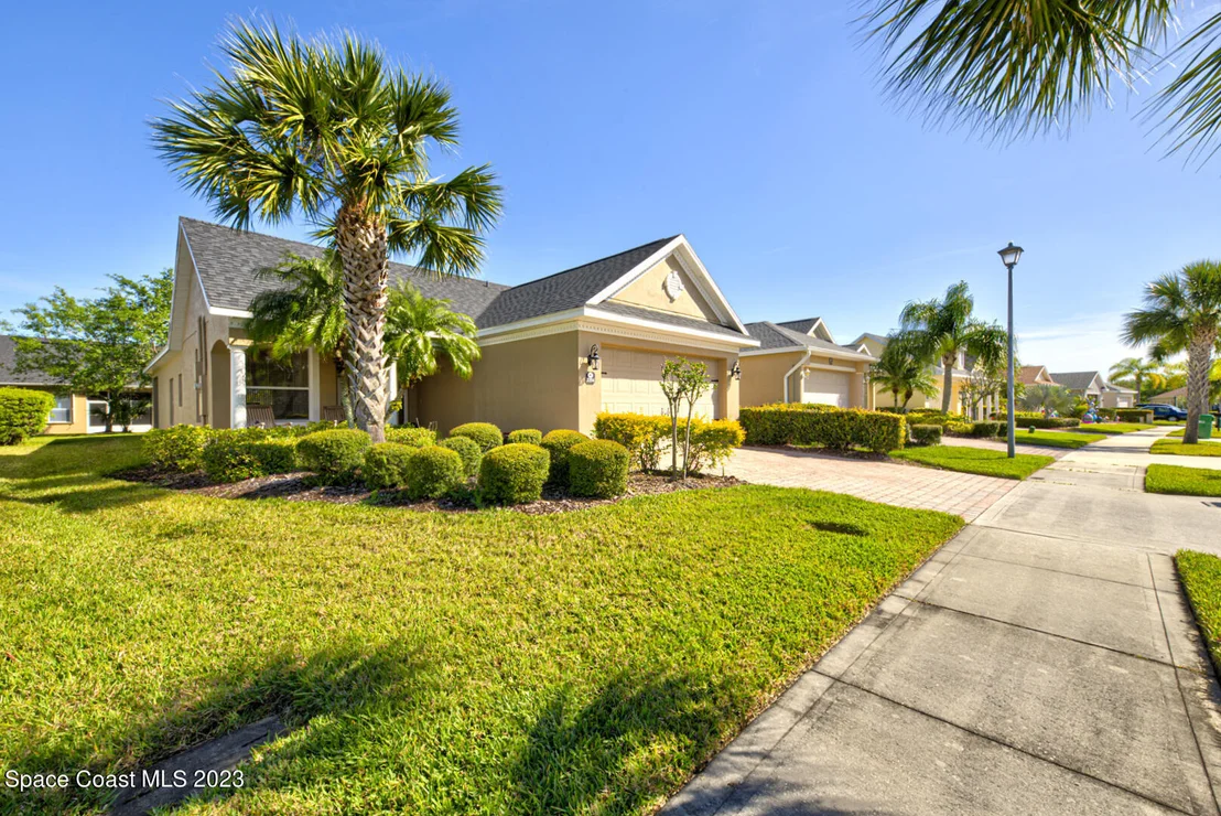 Photo of 3394 Moonstone Lane