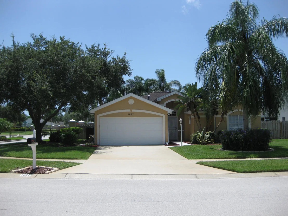Photo of 7027 Hammock Lakes Drive