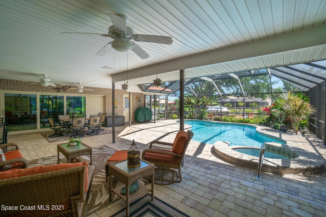 Photo of 539 Lanternback Island Drive