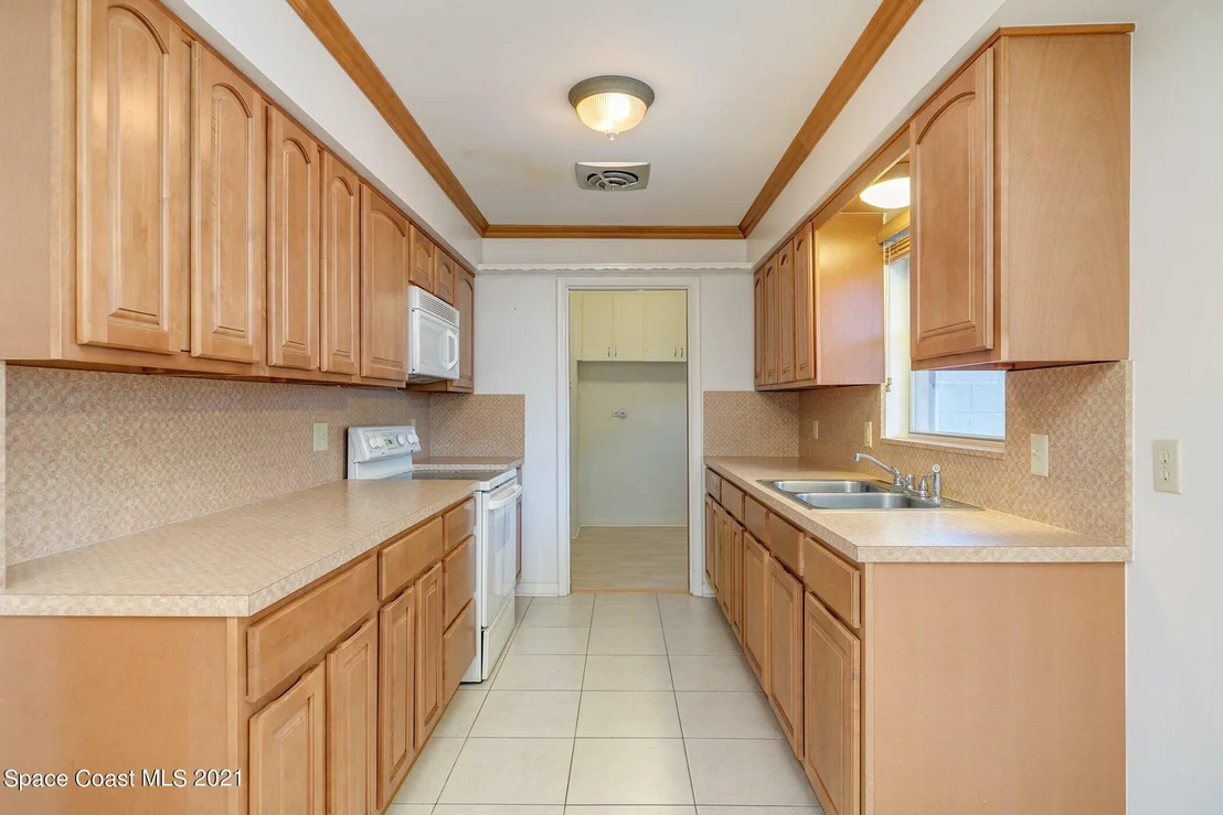 Photo of 1028 Coronado Drive
