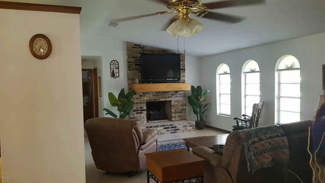 Photo of 1645 Fallon Boulevard NE