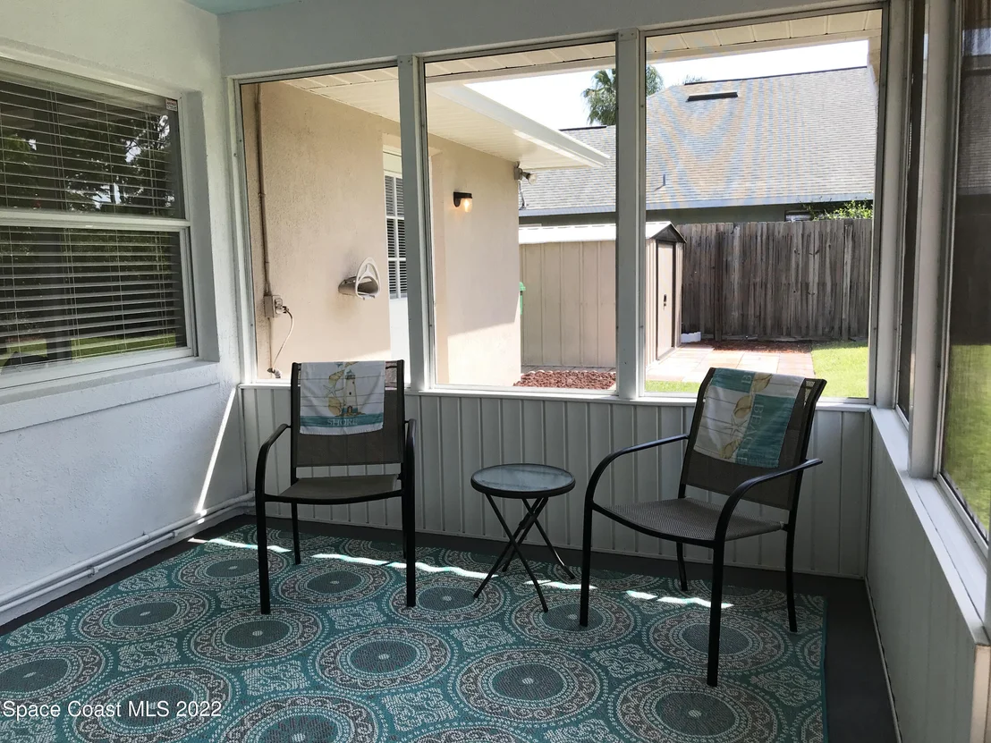 Photo of 5477 Holden Road