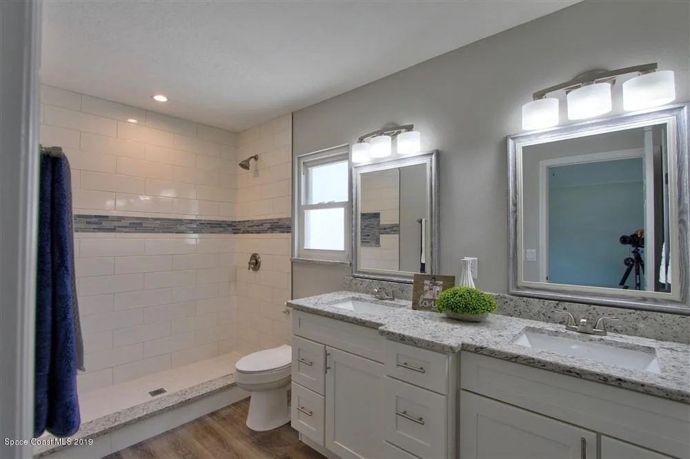 Photo of 2090 Lionel Drive