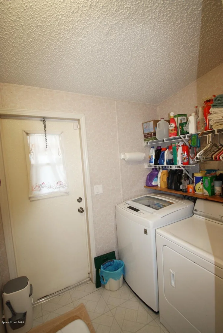 Photo of 1585 Seneca Drive