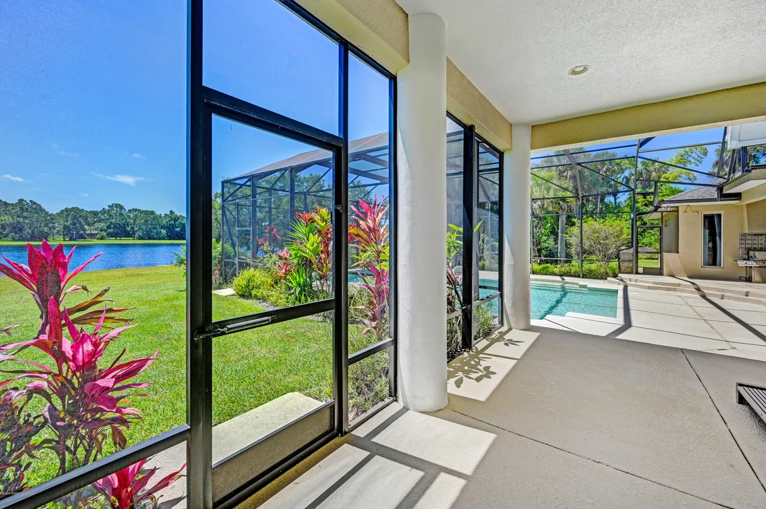 Photo of 5640 Willoughby Drive
