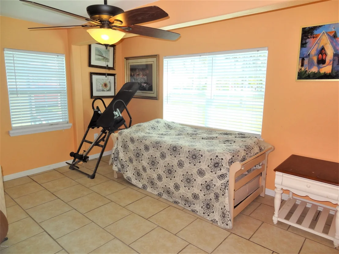 Photo of 829 Camellia Drive
