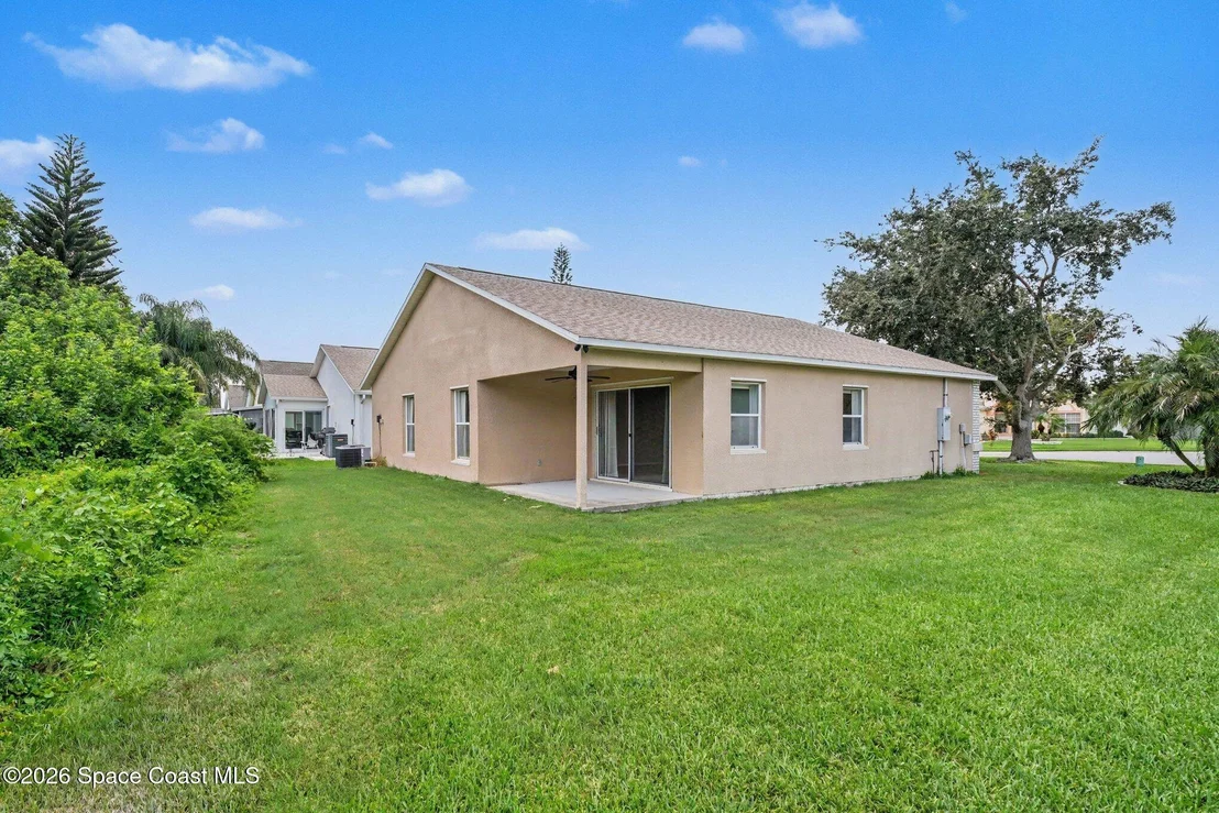 Photo of 2476 Hidden Pine Lane NE