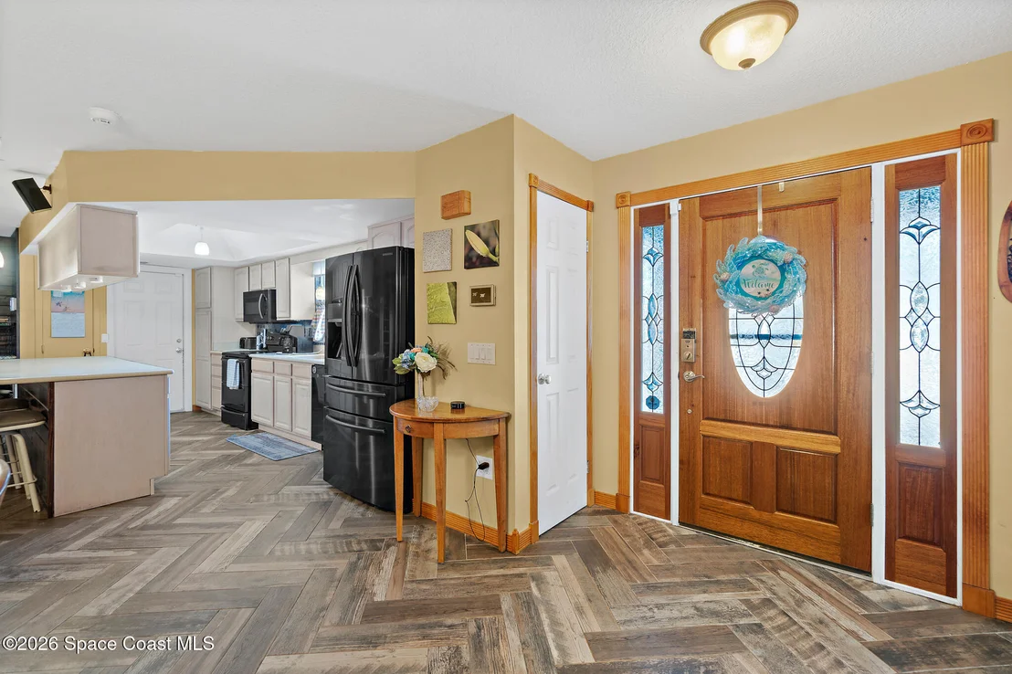 Photo of 1497 Hendren Drive
