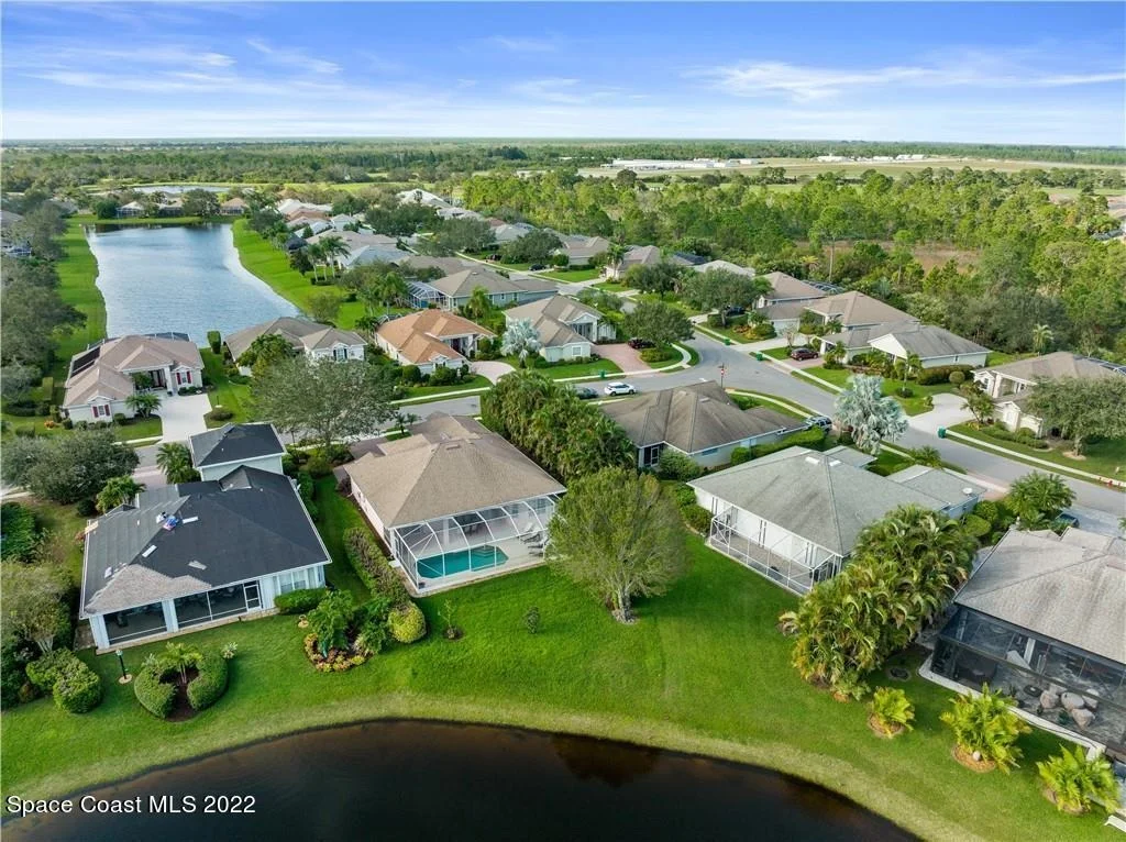 Photo of 303 Swallowtail Lane
