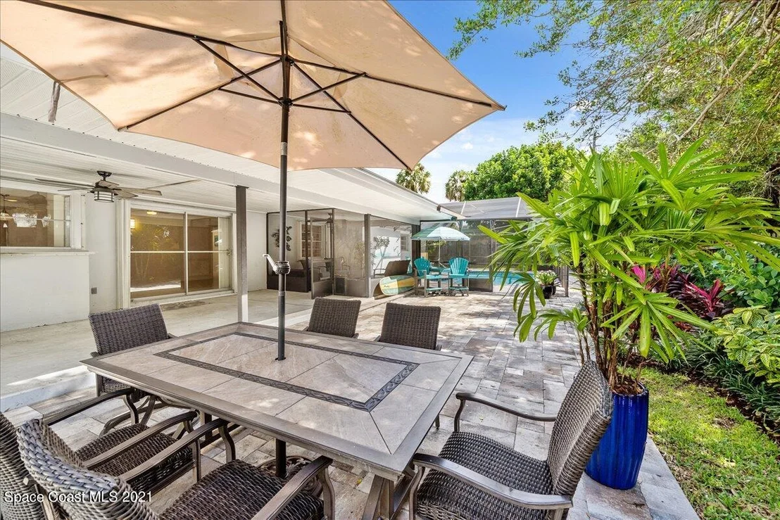 Photo of 585 Bahama Drive