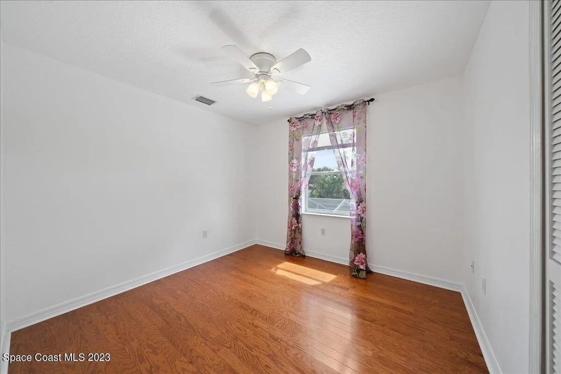 Photo of 1339 Heritage Acres Boulevard