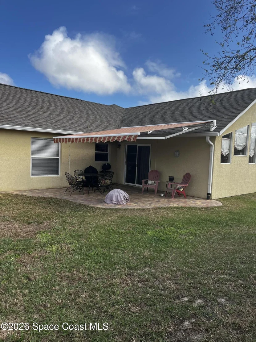 Photo of 1219 Walnut Grove Way