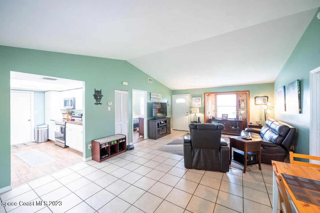 Photo of 4065 Oakland Street