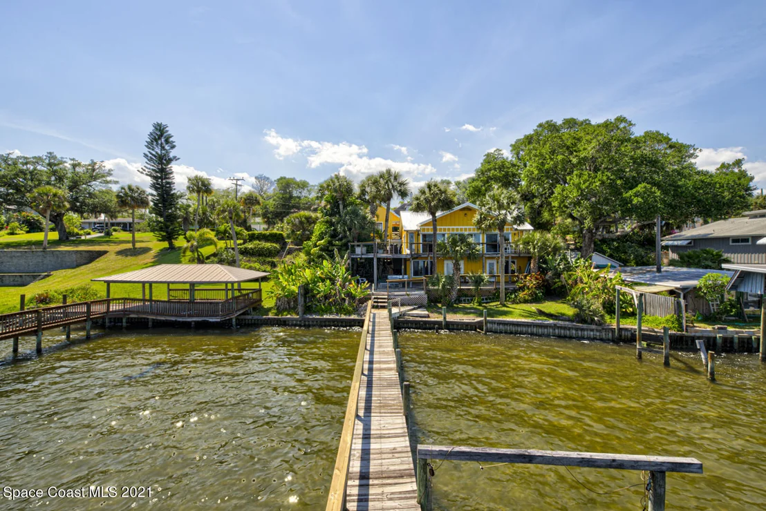 Photo of 2006 N Indian River Drive