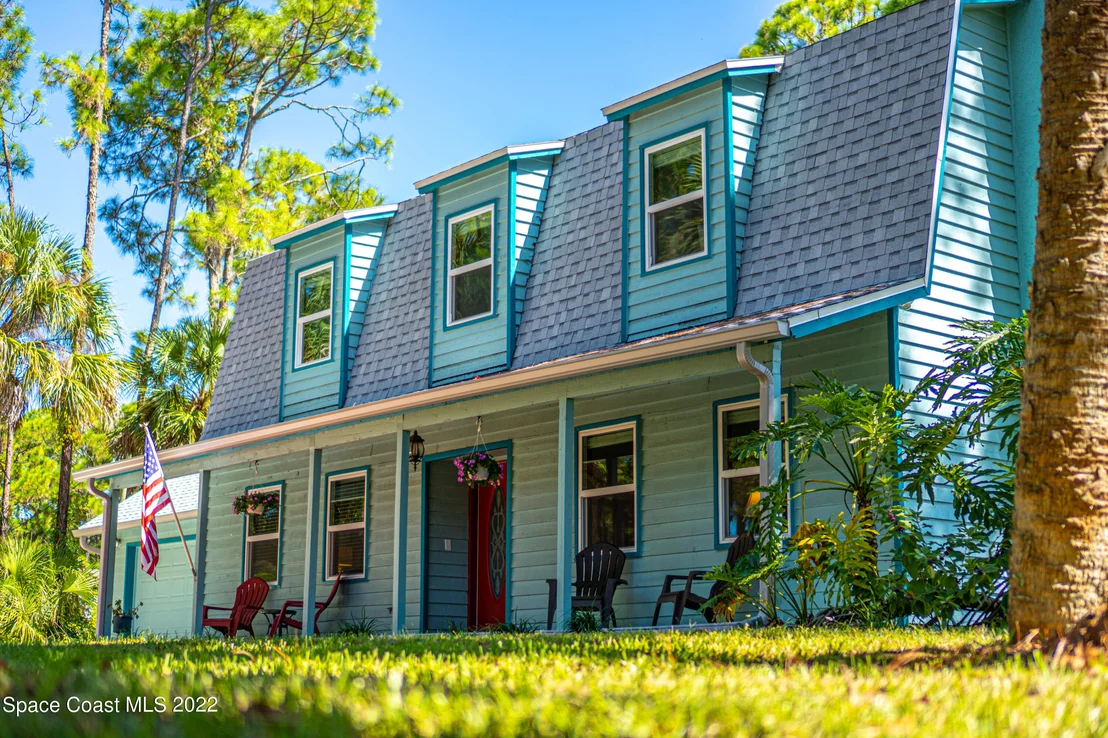 Photo of 3925 Milwaukee Avenue
