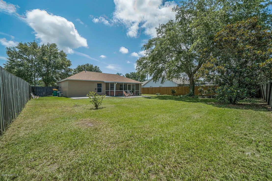 Photo of 2404 Wolf Creek Drive