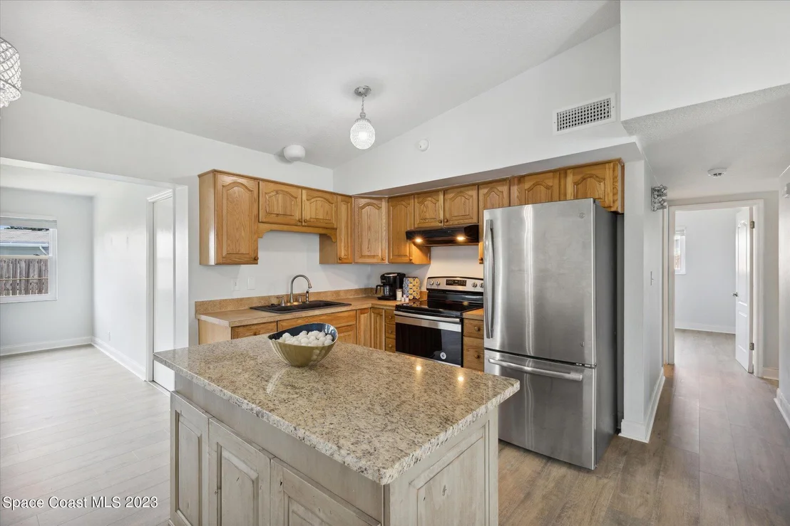 Photo of 3105 Abbott Avenue NE