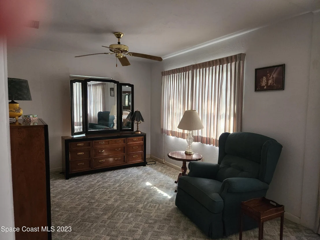 Photo of 4111 Hill Street