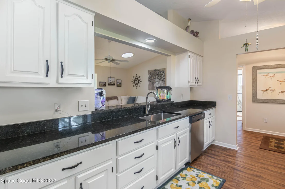 Photo of 1607 Frontier Drive