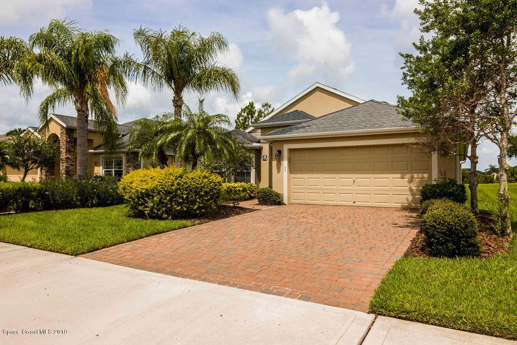 Photo of 7128 Broderick Drive