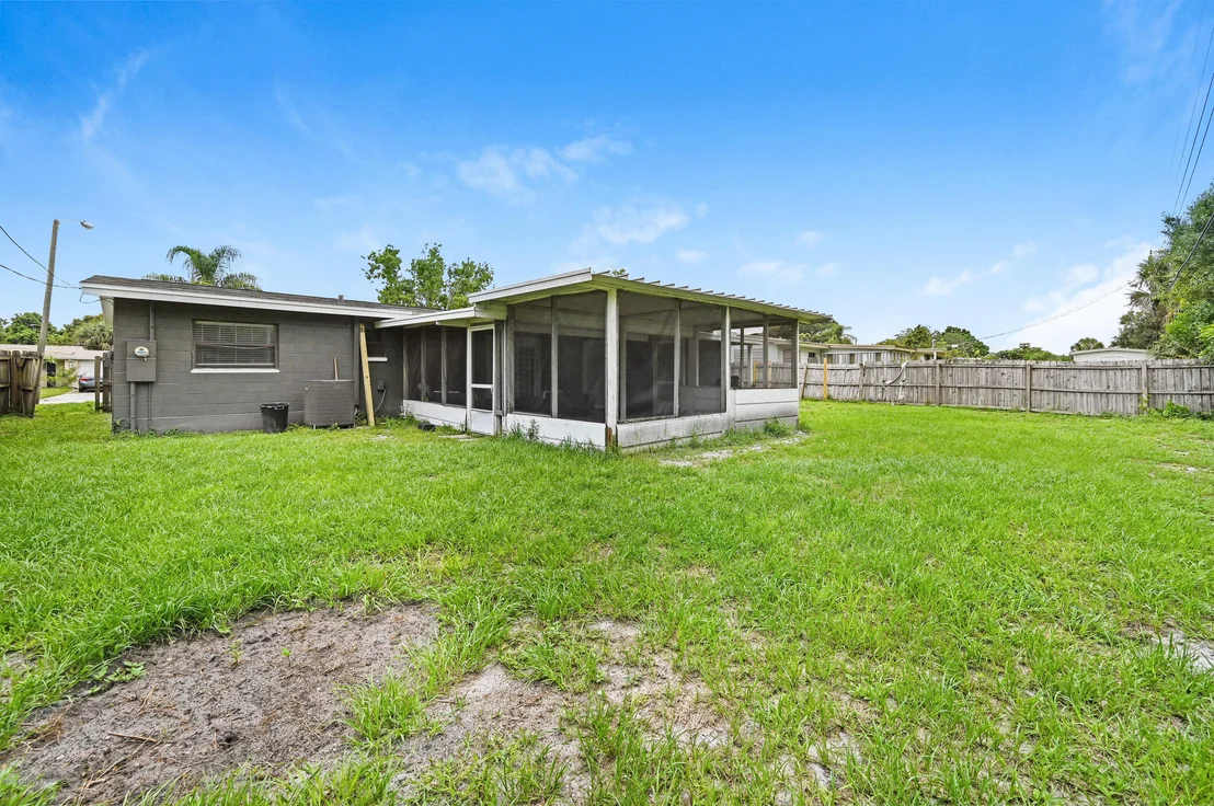 Photo of 2558 Lorna Drive