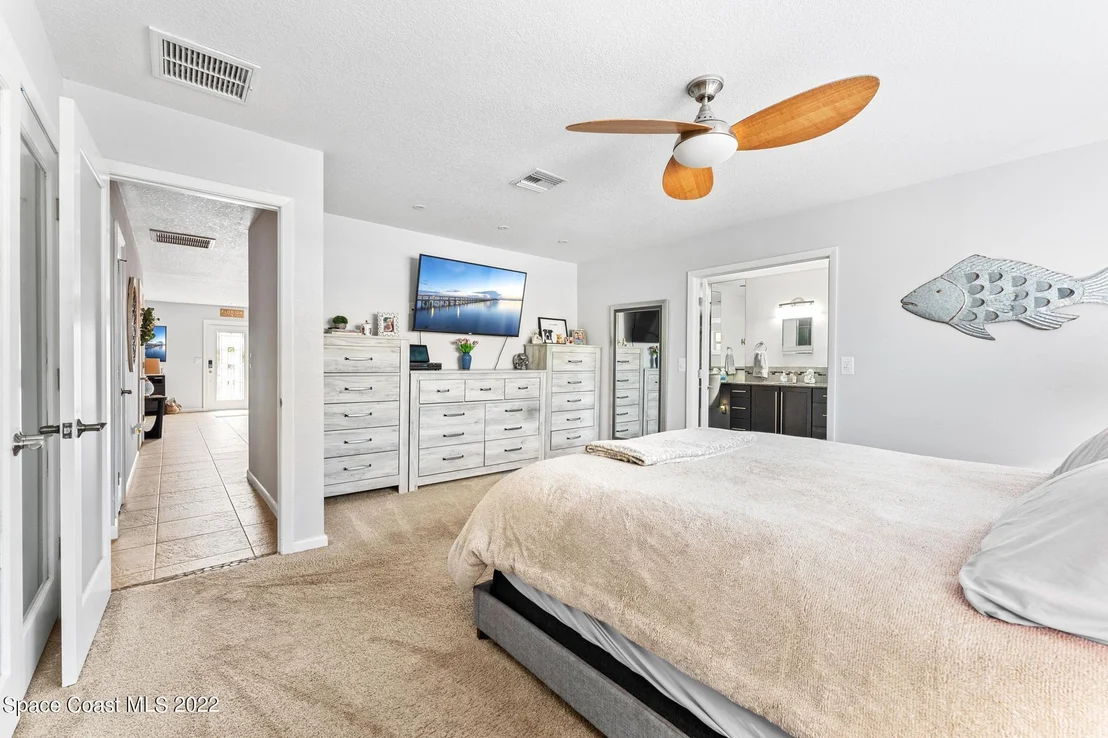 Photo of 220 Pineapple Street