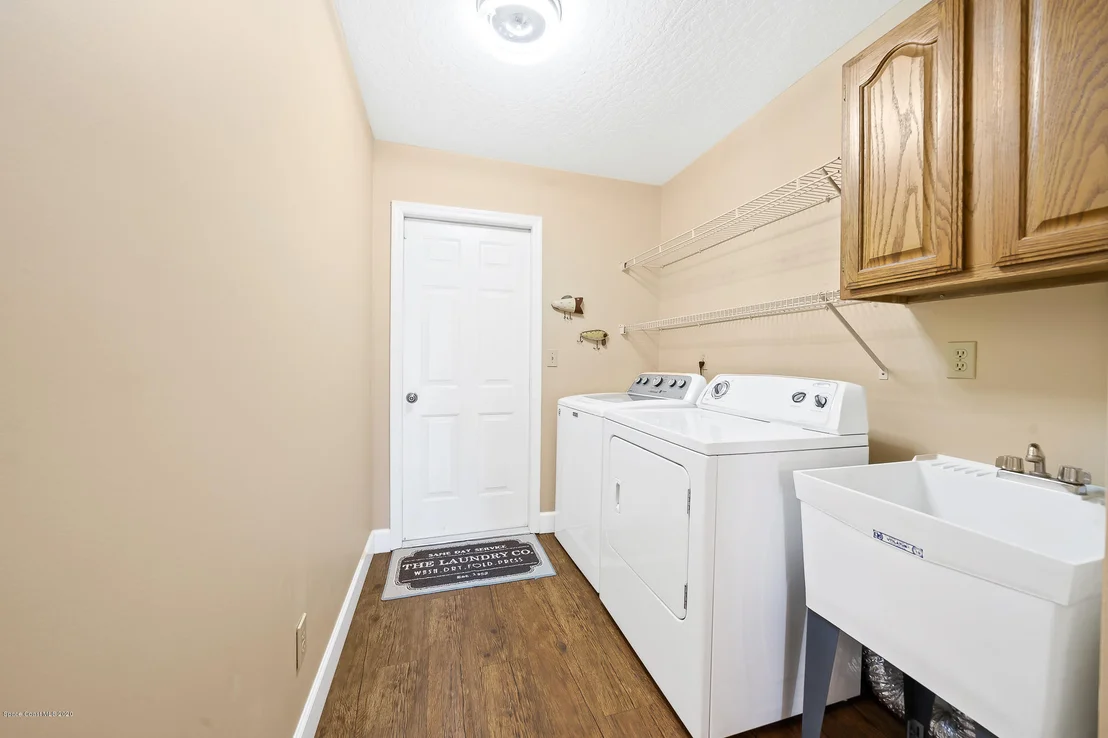 Photo of 4355 Canard Road
