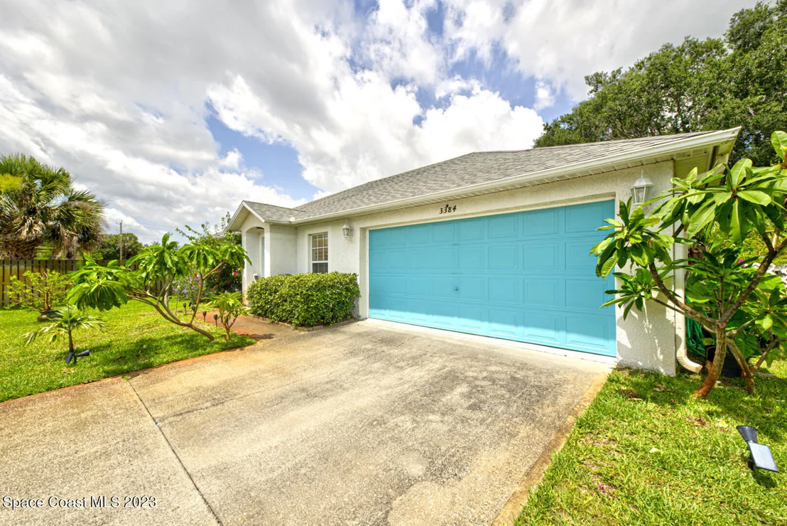 Photo of 3384 Meadowridge Drive
