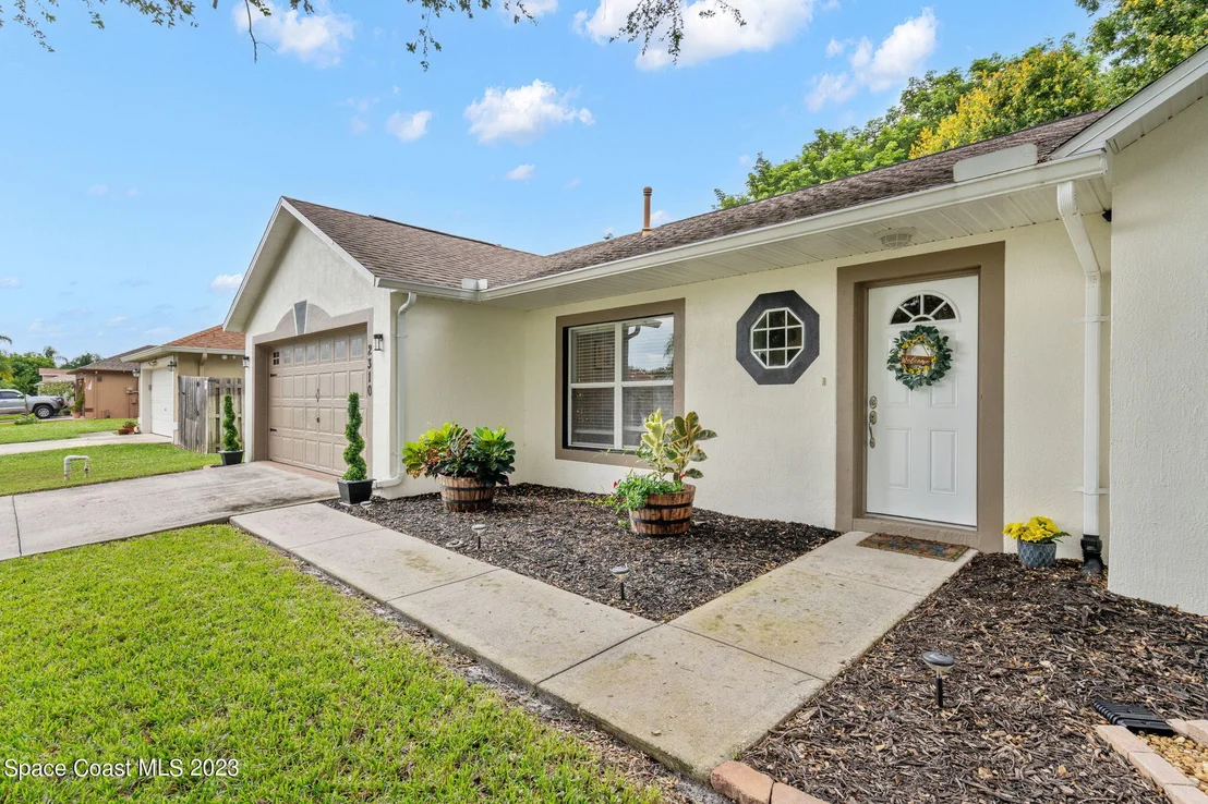 Photo of 2310 Shady Oak Road