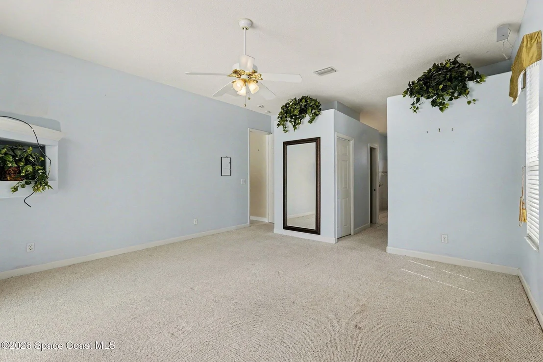 Photo of 333 Flanders Drive